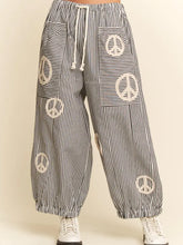 Load image into Gallery viewer, Davi &amp; Dani - Peace Sign Pinstripe  Pants  Black
