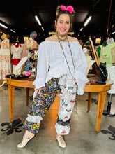 Load image into Gallery viewer, HCWL - Frill On/ Off Shoulder
