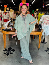 Load image into Gallery viewer, Karamel Collection - Loose Top Linen - Sage Green
