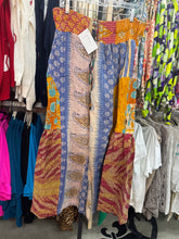 Load image into Gallery viewer, Indi &amp; Sai - Kantha Palazzo Pant
