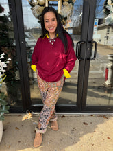 Load image into Gallery viewer, Carole Christian - Cozy Soft Pocket Top (5 colors)
