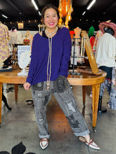 Load image into Gallery viewer, HCB - Cashmere Blend V-Neck Sweater
