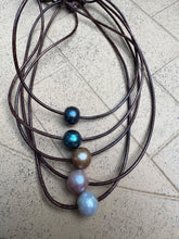 Load image into Gallery viewer, HC - Singel Angel Pearls Necklace 12mm
