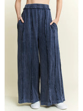 Load image into Gallery viewer, Mineral Wash Raw Outseam Wide Leg Pants
