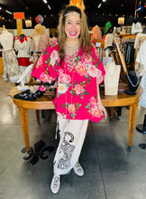 Load image into Gallery viewer, I Love Linen - Collar Linen Top Hot Pink Floral &amp; Tiger
