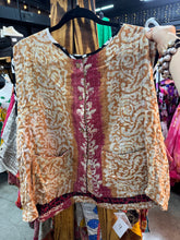 Load image into Gallery viewer, Indi and Sai - Kantha Sleeveless Button Top One Size
