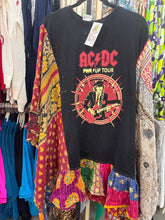 Load image into Gallery viewer, Indi and Sai - Upcycle Kantha Band Tee One OF The Kind
