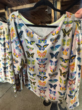 Load image into Gallery viewer, I Love Linen - BUTTERFLY PRINT TOPS
