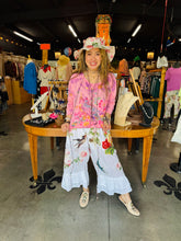Load image into Gallery viewer, Bluevelvet - Flower Robin Print Tie Dye Long Sleeve Top - Pink
