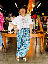 Load image into Gallery viewer, Indi &amp; Sai - Plaid Balloon Pant
