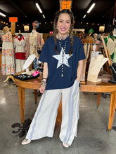 Load image into Gallery viewer, I Love Linen - Star Tee
