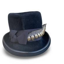 Load image into Gallery viewer, HC - El Diablo - Twisted Top Hat Black
