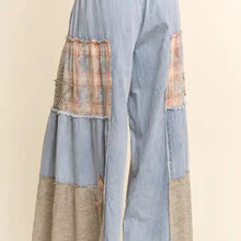 Load image into Gallery viewer, Davi &amp; Dani - Printed Denim Lace Blocked Wide Leg Pants
