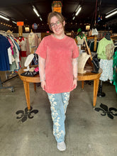 Load image into Gallery viewer, Davi &amp; Dani - Washed Basic Scuba Top
