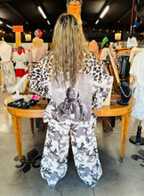 Load image into Gallery viewer, I Love Linen - Linen Shacket Indian
