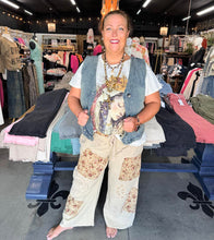 Load image into Gallery viewer, Jaded Gypsy - Moon Dance Tee - Blessings
