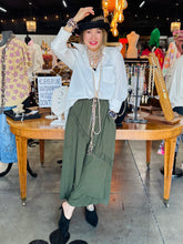 Load image into Gallery viewer, HCB -  Wide-Leg Culotte Pants Olive
