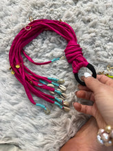 Load image into Gallery viewer, indi &amp; Sai - Shew Hair Tie
