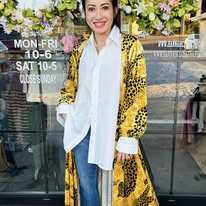 Load image into Gallery viewer, HC - Sassy Long Velvet Duster - Gold
