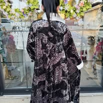 Load image into Gallery viewer, HC - Sassy Long Velvet Duster - Black
