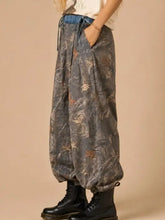 Load image into Gallery viewer, J.nna - The Woodland Denim-Trim Joggers
