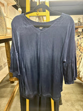 Load image into Gallery viewer, HC Fab Back Button Bell top

