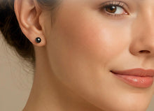 Load image into Gallery viewer, HC - Black Pearl Stud 6mm

