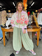 Load image into Gallery viewer, Davi &amp; Dani - Washed Pleated Elastic Waist Balloon Pants
