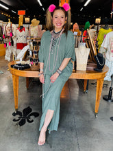 Load image into Gallery viewer, Karamel Collection - Linen Palazzo Pants with Front Pockets - Sage Green

