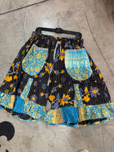 Load image into Gallery viewer, HCWL - Yoyo Slit Ruffle Shorts
