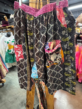 Load image into Gallery viewer, Indi &amp; Sai - Harem Cargo Kantha Pant
