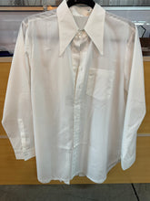 Load image into Gallery viewer, HC - New Back Pleated Point Collar Shirt- White
