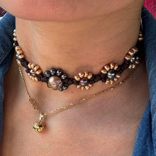 Load image into Gallery viewer, HC - Sunshine Gold/Black Pearls Choker
