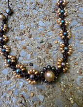 Load image into Gallery viewer, HC - Sunshine Gold/Black Pearls Choker
