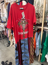 Load image into Gallery viewer, Indi and Sai - Upcycle Kantha Band Tee One OF The Kind
