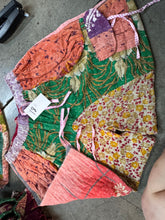 Load image into Gallery viewer, HCWL - Daisy Cargo Shorts
