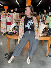 Load image into Gallery viewer, I Love Linen - Swallow Tee
