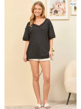 Load image into Gallery viewer, Raw Edge Detail Cotton V Neck Top
