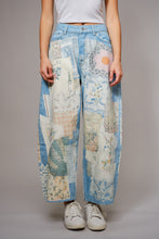 Load image into Gallery viewer, Blue B - Patch Print Barrel Leg Jeans
