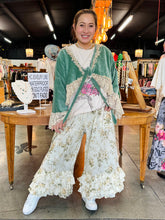Load image into Gallery viewer, Indi And Sai - Oh So Cute Bloomer
