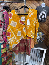 Load image into Gallery viewer, HCWL - Kantha Vest With Elastic Back
