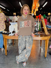 Load image into Gallery viewer, J.nna - The Woodland Denim-Trim Joggers
