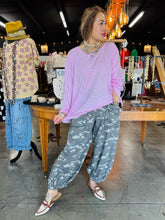 Load image into Gallery viewer, Oddi - Acid Washed Camo Print Cropped Jogger Pants

