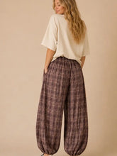 Load image into Gallery viewer, J.nna - The Chill-Out Plaid Joggers
