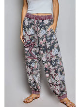 Load image into Gallery viewer, Pol - Vintage Floral Camo Star Patch French Terry Wide-Leg Pants
