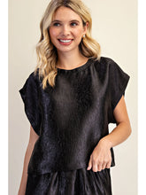Load image into Gallery viewer, Neck Band Short Sleeve Top
