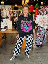 Load image into Gallery viewer, I Love Linen - Tiger Face Pullover
