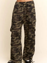 Load image into Gallery viewer, DAVI &amp; DANI - Camouflage French Terry Cargo Pockets Pants -  OLIVE CAMOUFLAGE
