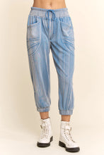 Load image into Gallery viewer, Davi &amp; Dani - Garment Washed Seam Detail Jogger Pants
