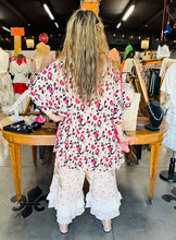 Load image into Gallery viewer, Collar Linen Top Pink Floral &amp; Leopard
